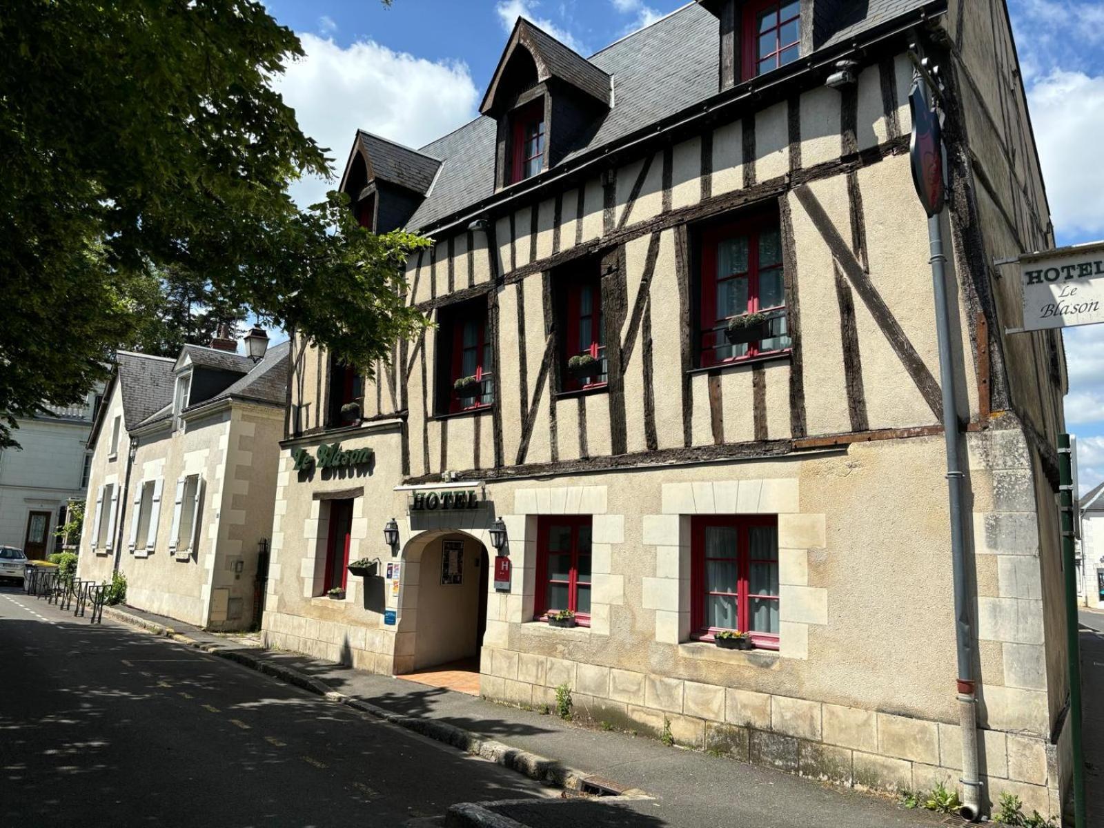Hotel Le Blason Amboise Eksteriør billede